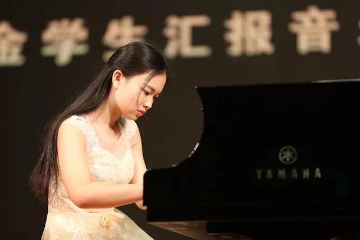 曼妙琴音，倾诉真挚的心声|2017金沙js93252亚洲音乐奖学金综合师范类院系全国汇报音乐会（第二场）圆满落幕